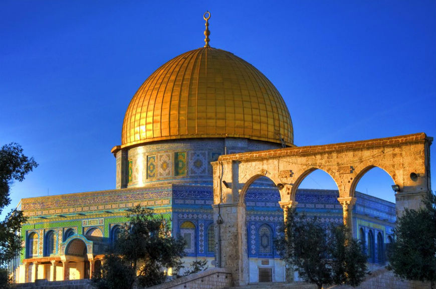 مركز القدس الدولى يعلن … استيلاء اسرائيل على وثائق من المسجد الأقصى