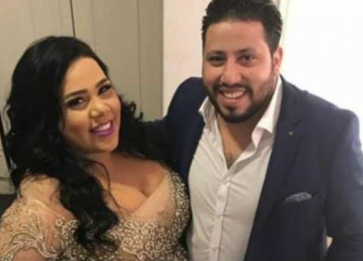 الفنانة شيماء سيف وزوجها يتعرضان لحادث سير